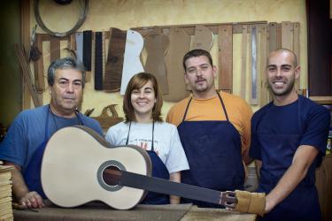 Classical guitar luthier: Teodoro Pérez (Spain)